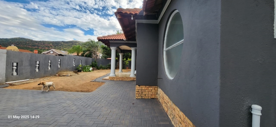4 Bedroom Property for Sale in Tlhabane West North West